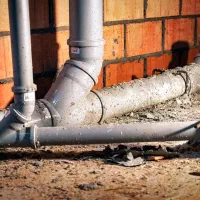 شاگرد لوله کشی