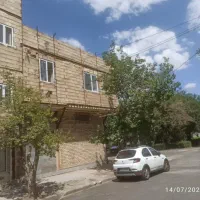 هوایی ۱۲۰ متر سه نبش فضای سبز