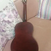 گیتار  آریا ak25n در حد نو|گیتار، بیس، امپلیفایر|صدرا-فارس, فاز ۱|دیوار