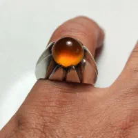 عقیق یمنی کهنه استاد زرین