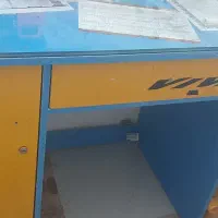 میز محکم وجاداربرای لب تاب واتاق ومحل کار
