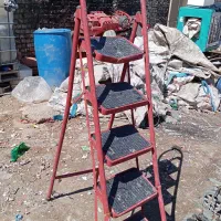 تعدادی لوازم کارکرده