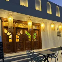 استخدام نیرو خدمات زن وشوهر در اقامتگاه