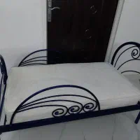 تخت خواب فلزی کودک همراه با خوشخواب رویا|تخت و سرویس خواب|شیراز, سعدیه جنوبی|دیوار
