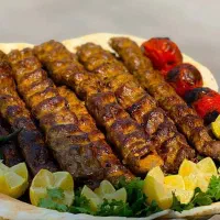 به دو نفر همکار نیاز مندیم