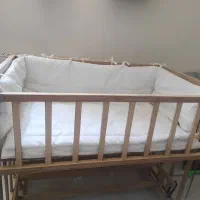 تخت کنار مادر استفاده نشده ،برند|تخت و صندلی بچه|شیراز, فرهنگ شهر|دیوار