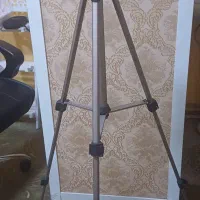 سه پایه دوربین|دوربین عکاسی و فیلم‌برداری|سمنان, |دیوار