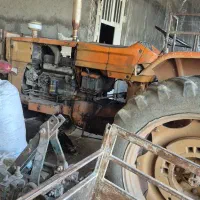 تراکتور رومانی با وسایل