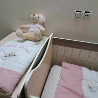 تخت کودک قابل تبدیل به تخت نوجوان و میز تحریر|تخت و سرویس خواب|زاهدان, |دیوار