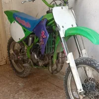kx85کروم تا وزن 120مثل موشک میبره|موتورسیکلت|اصفهان, باغ دریاچه|دیوار