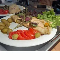 نیروی خانم و آقا جهت همکاری در مجتمع خدماتی رفاهی