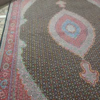 فرش  ۷۰۰شانه|فرش|ارومیه, |دیوار