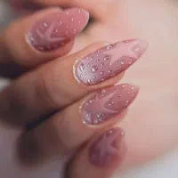 کاشت ناخن وترمیم فوق تخصصی وطراحی حرفه ای