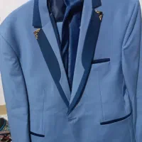 کت وشلوار همراه با جلیقه وکراوات