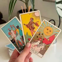 فال قهوه و تاروت و ورق