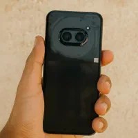 گوشی موبایل همراه با شارژر و قاب هدیه