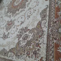 لوازم خانه فرش ،میز تلویزیون، وتلویزیون ال‌سی‌دی