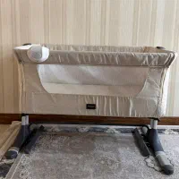 تخت کنار مادر چیکو اصلی