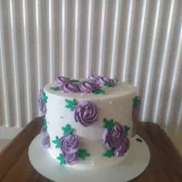 شیرینی و کیک خانگی وحلوا