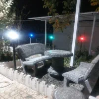 میز و صندلی های بتنی مناسب باغ و فضای عمومی