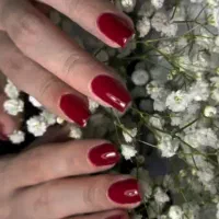 کاشت ناخون و پدیکور