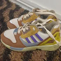 کفش نو و شیک