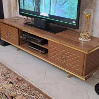 میزتلوزیون شیک و بسیارتمیر