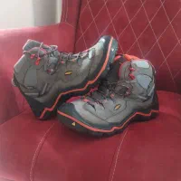 کتونی keen آمریکایی