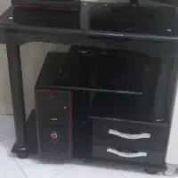 میز کامپیوتر شیشه ها سالم