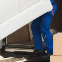 کارگر گشیدن  کناف از اره پله مبل شیشه ساختمان و|خدمات حمل و نقل|تبریز, |دیوار