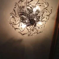 ۲عددلوستریکی دیواری ویکی دیگه سقفی