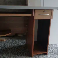 میز کامپیوتر ، مطالعه