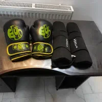 کلاه دست کش بوکس ساق بند.نو