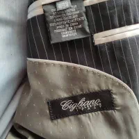 چند دست کت و شلوار برند معتبر|لباس|رشت, منظریه|دیوار