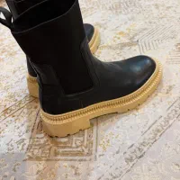 نیمبوت منگو|کیف، کفش، کمربند|اندیشه, اندیشه فاز ۱|دیوار