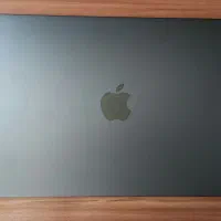 مک بوک ایر m3 در حد نو