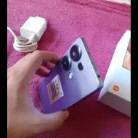 گوشی نوت ۱۳ پرو نو بسیار تمیز