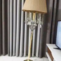 آباژور کنار سالنی|چراغ خواب و آباژور|تهران, تختی|دیوار