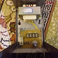 فیوز و منبع تغذیه