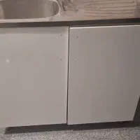 کابینت همراه سینگ وشیر سالم می باشد