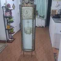ساعت برنجی ایستاده
