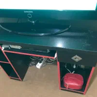 فروش میز تحریر بسیار تمیز|میز تحریر و کامپیوتر|لنگرود, |دیوار