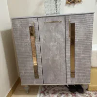 جاکفشی و میز tv ست