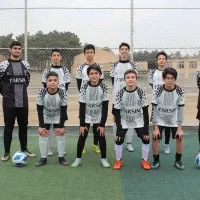 مدرسه فوتبال و باشگاه پارسین