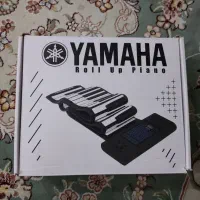پیانو رولی YAMAHA