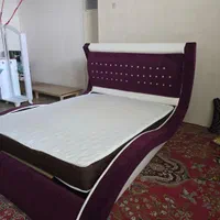 سرویس خواب دونفره به همراه میزآرایش و تشک مرغوب
