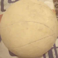 کفش سالنی وچمنی سایزهردو۳۶وسایل ورزش وتوپ والیبال