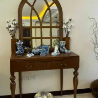 کنسول و قاب آیینه و شلف