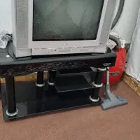 تلوزیون ۲۱ اینچ با میز|تلویزیون و پروژکتور|رباط‌کریم, انجم آباد|دیوار