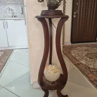 تلفن و میز تلفن